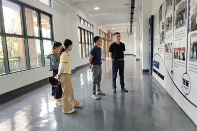 乌当区新堡乡领导及文旅项目客商一行莅临天朝上品葡萄酒庄考察洽谈
